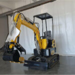 1 Ton, B&S Engine Mini Excavator | AGT-QH12 - Image 2