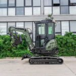 TYPHON TERROR XXV Diesel Mini Excavator 2.7 Ton, 25.1 hp Kubota D1105 RetractableTracks, AC Cabin - Image 8