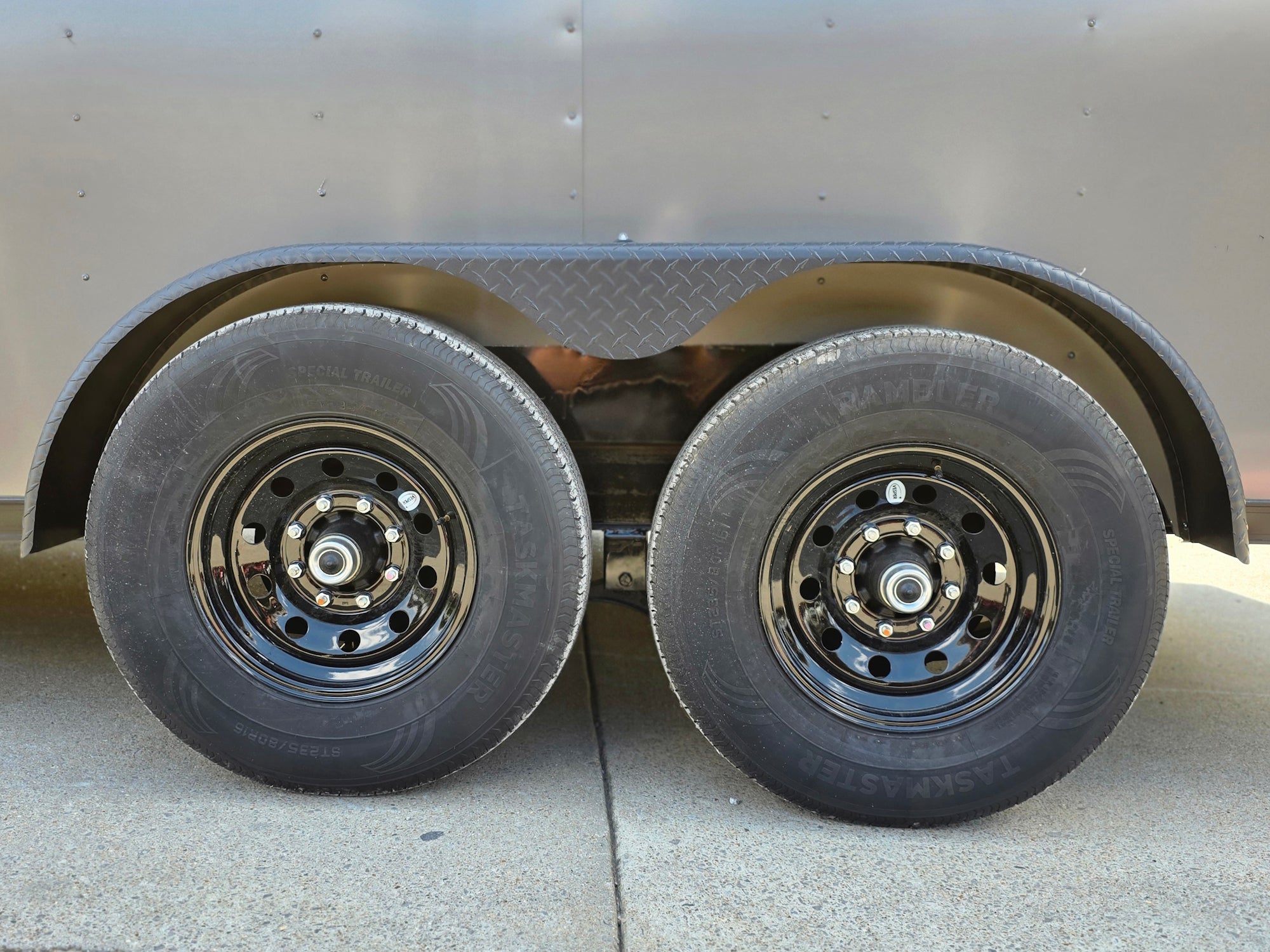 7x14 Black V-Nose Enclosed Trailer Blkout Pkg (2) 7,000lb Axles Elec Pkg - Image 22