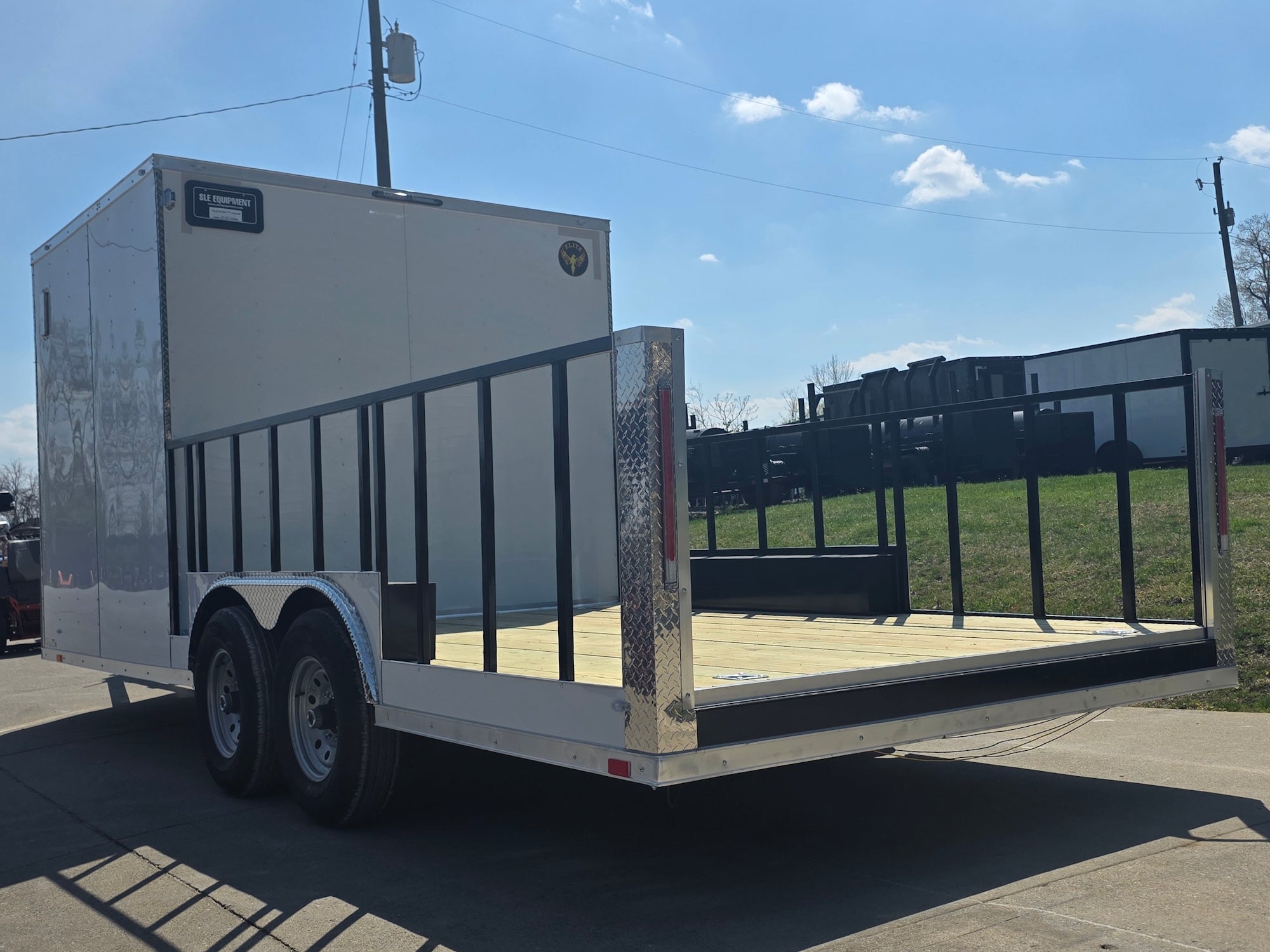 8.5x20 White Enclosed Hybrid Utility Trailer (2) 7,000lb Axles 14K GVWR - Image 6