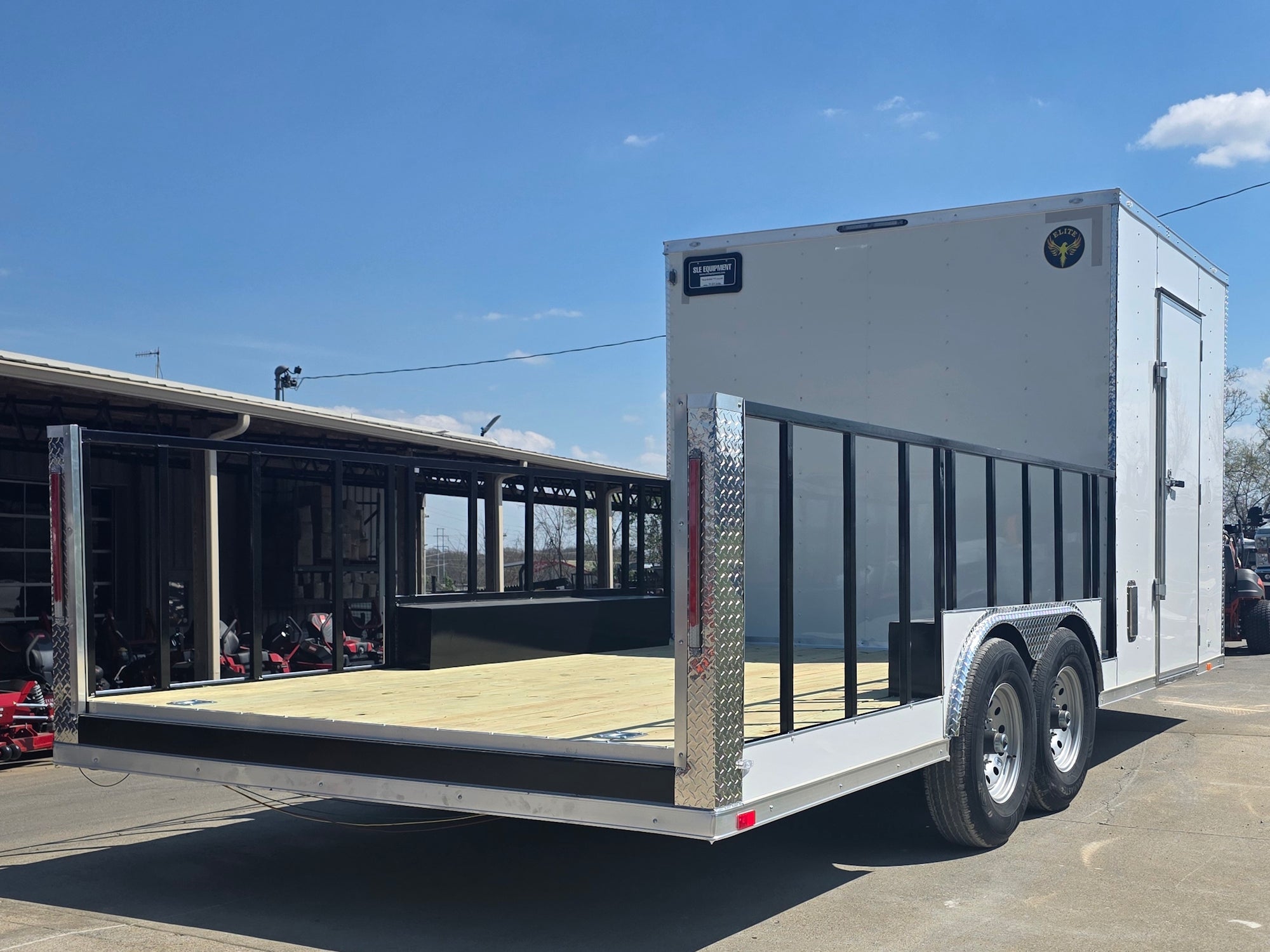 8.5x20 White Enclosed Hybrid Utility Trailer (2) 7,000lb Axles 14K GVWR - Image 4